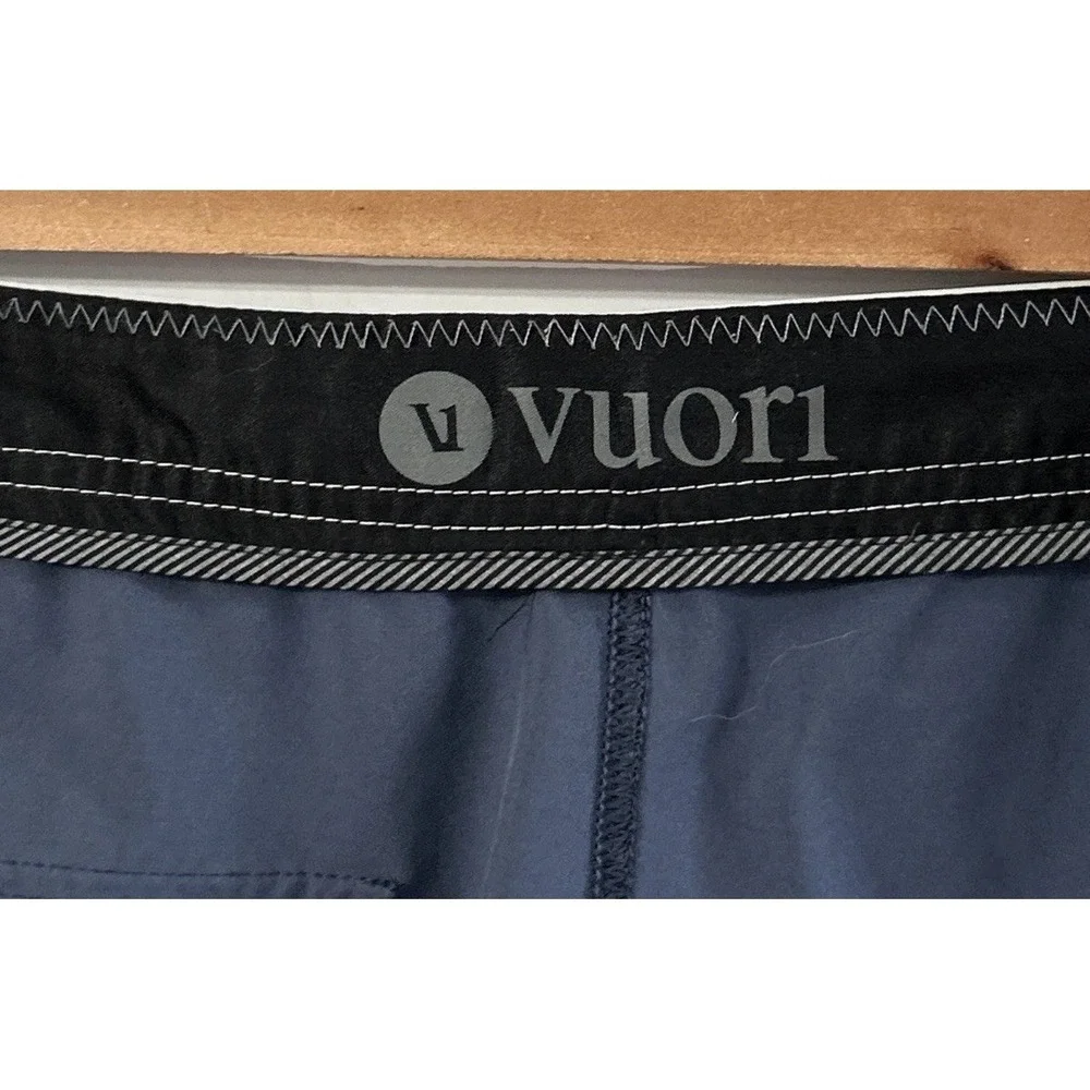 Mens Vuori Cruise Board Swim Shorts Sz 36 V314 Clean